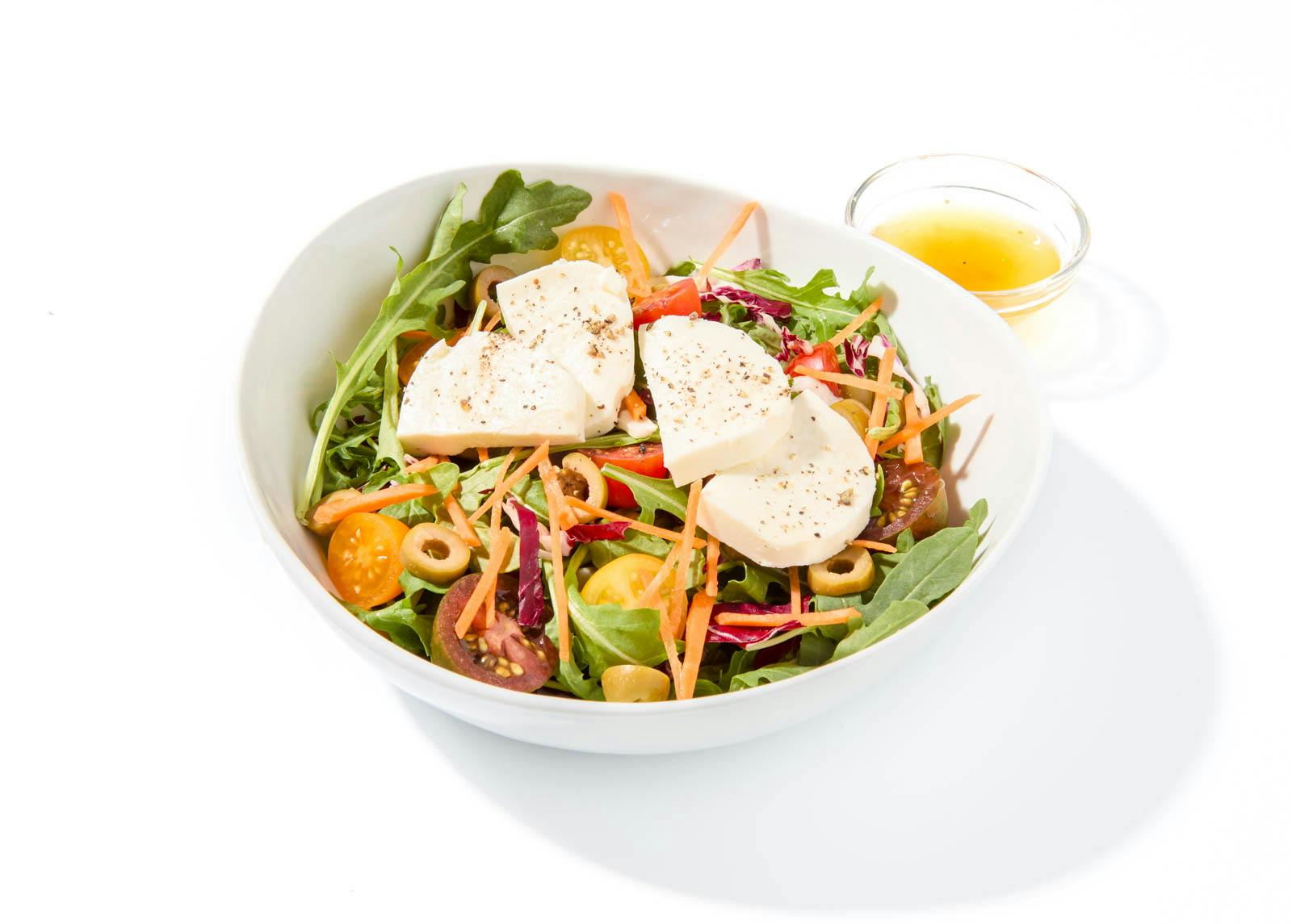 5659_John_DeLucie_Tricolor_Salad_from_Ambra_5539