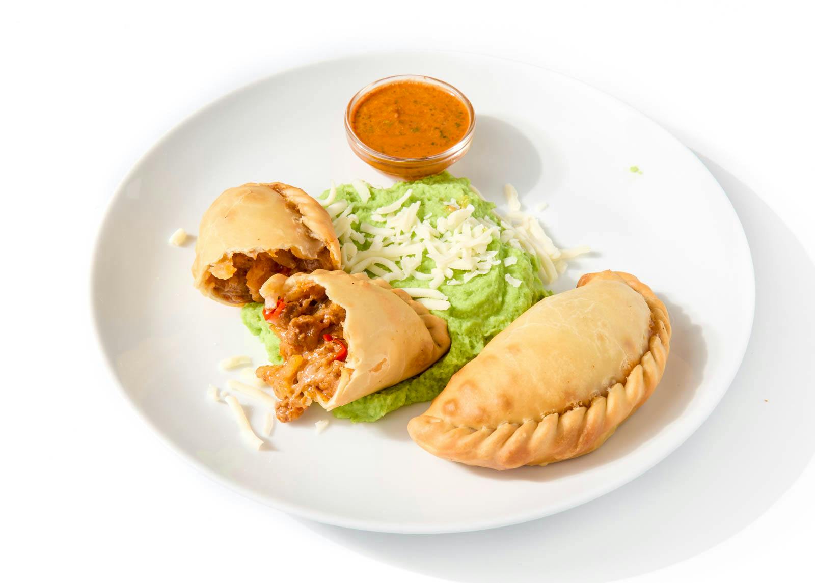 gallery-1182_Santiago_Lopez_Beef_Empanadas_4254